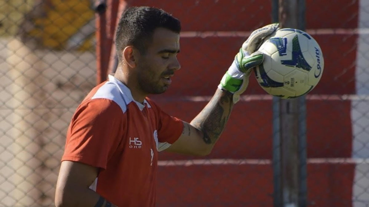 Luciano Silva: «Me he puesto a laburar dejando el fútbol de lado»