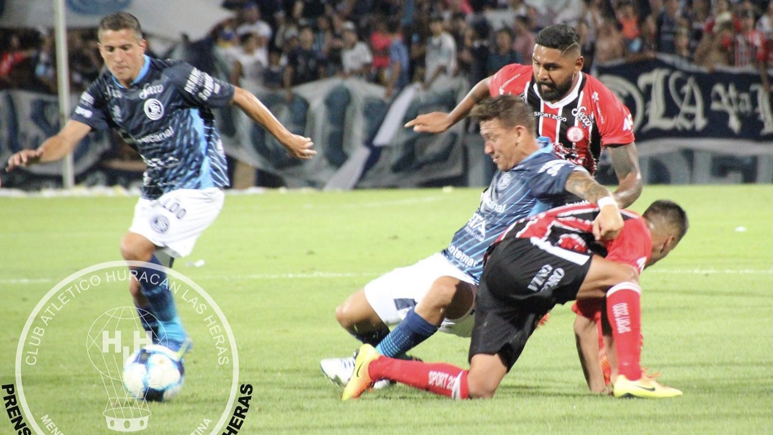Huracán Las Heras e Independiente Rivadavia se enfrentarían en un amistoso