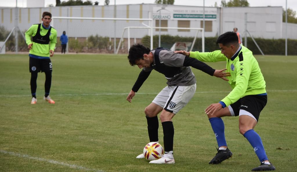 Godoy Cruz y Gimnasia igualaron sin goles en el primer amistoso en Coquimbito
