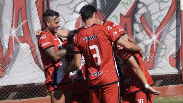 Maipú le ganó 3 a 2 a Atlanta