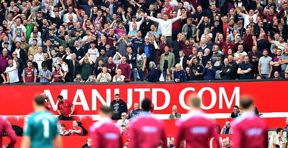 Video: hinchas se burlaron de Cristiano Ronaldo en pleno campo de juego