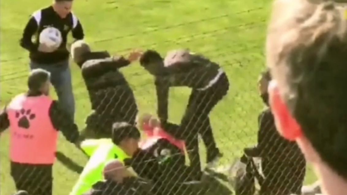 Video: escándalo en el Torneo Federal A con incidentes dentro de la cancha