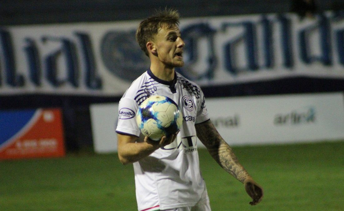 Independiente Rivadavia busca Rodrigo Arciero