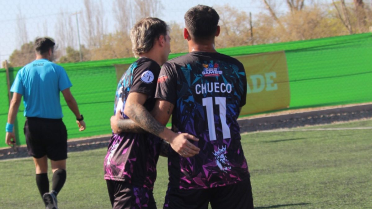 Triforijab es de copa de oro, Megaconectados se complica